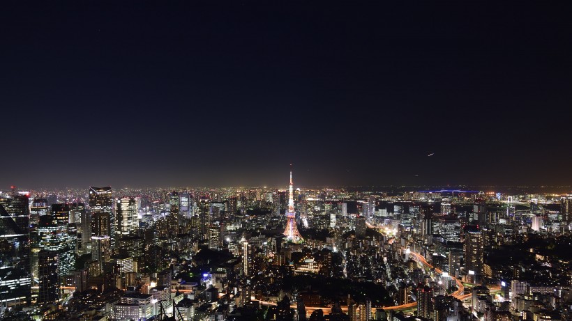 城市溫暖的燈光風景圖片