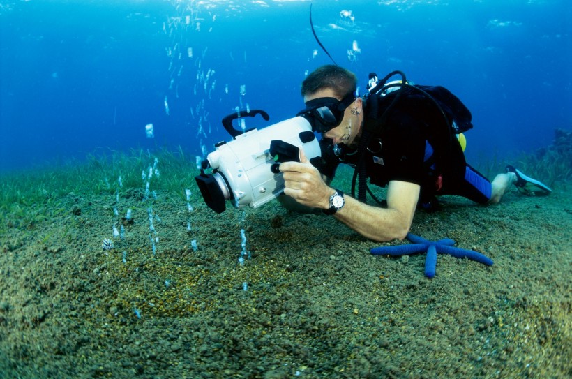 深海潛水圖片