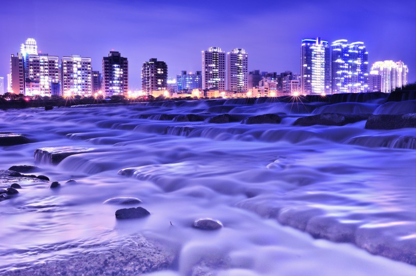 唯美璀璨的城市夜景風景圖片
