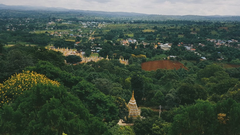 緬甸佛塔建築風景圖片
