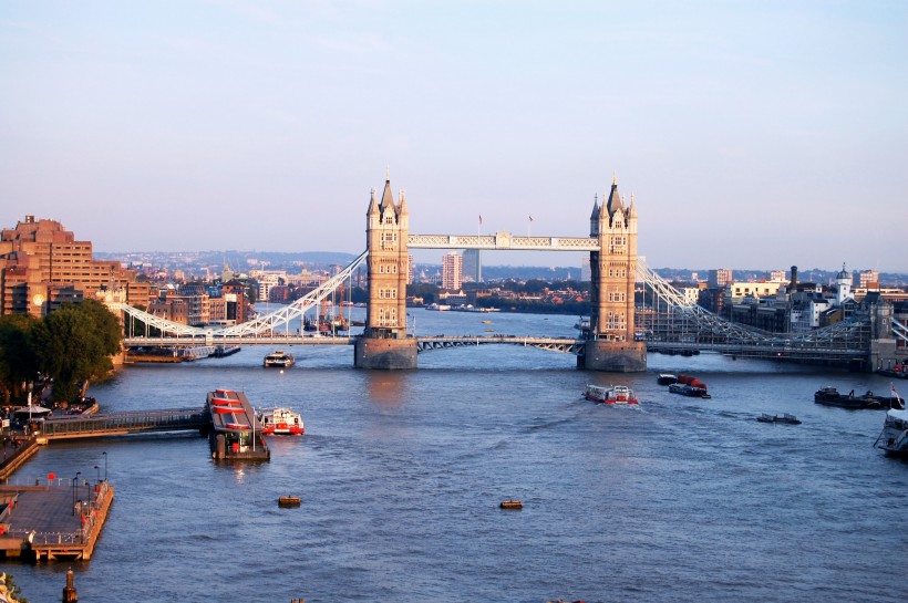 英國倫敦塔橋風景圖片