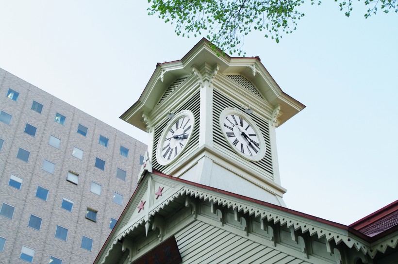 日本劄幌鐘樓建築風景圖片