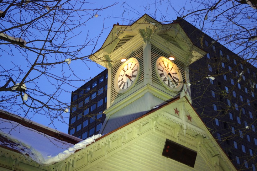 日本劄幌鐘樓建築風景圖片