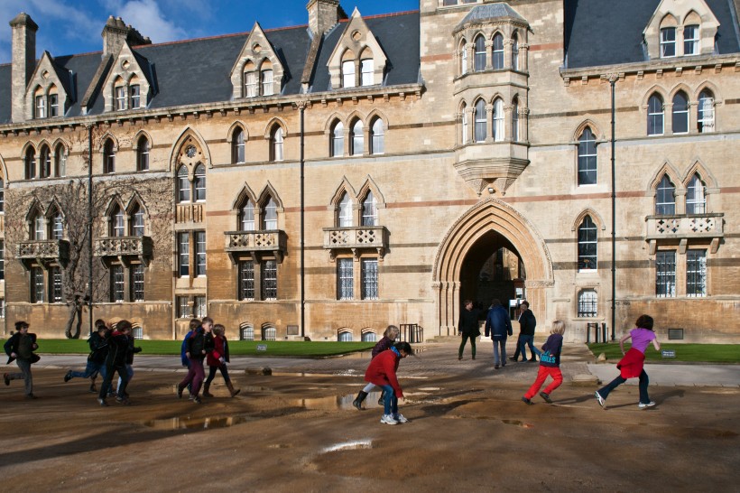 英國牛津大學建築風景圖片