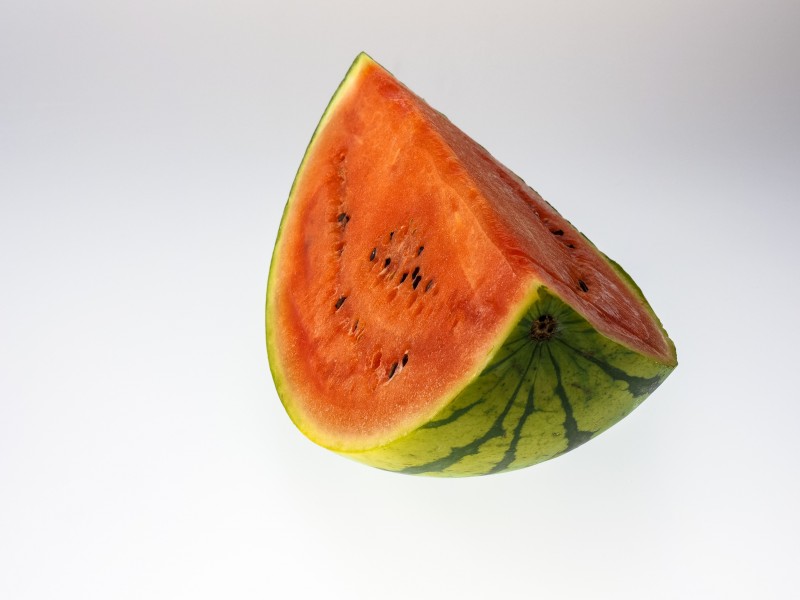 夏季消暑降溫清涼的西瓜圖片
