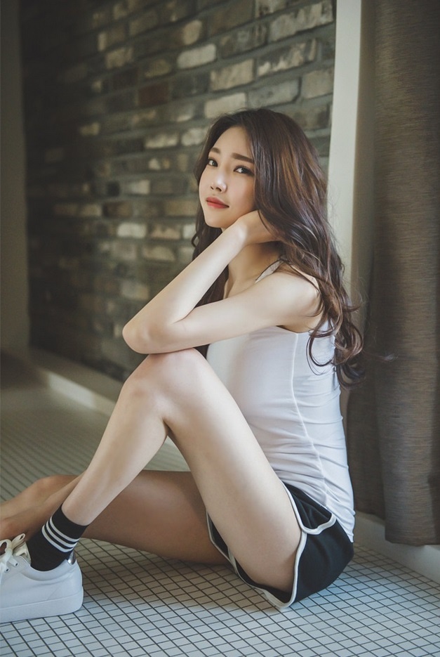 韓國美女模特樸正允洋氣拼裝圖片