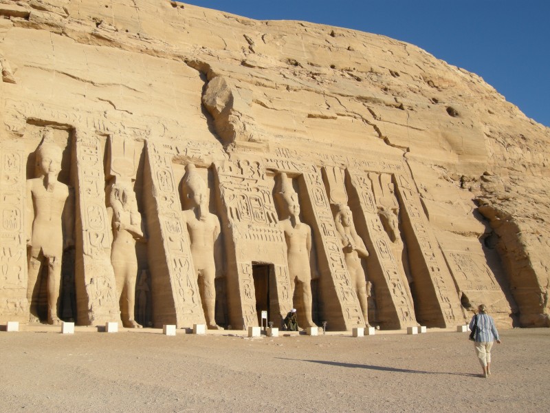 埃及盧克索神廟建築風景圖片