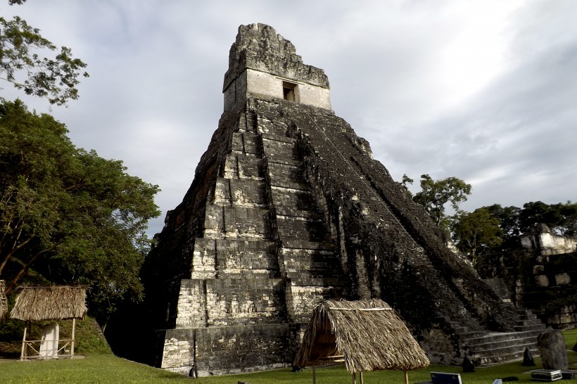 美國墨西哥瑪雅金字塔遺址風景圖片