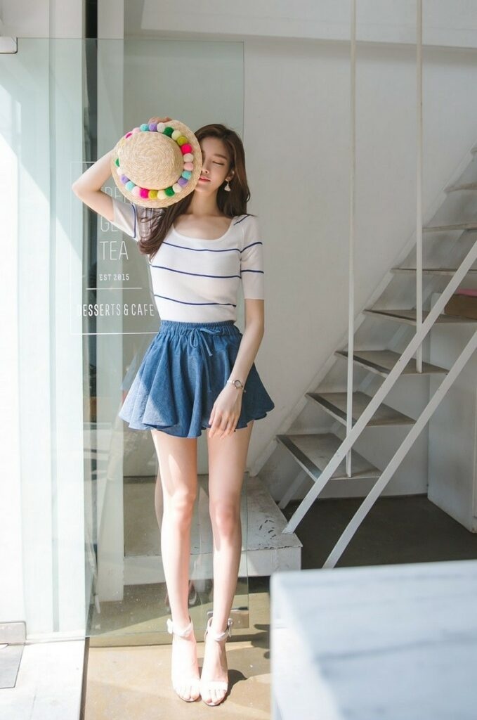 韓國國寶級美女模特樸正允修身藍色淑女裙圖片