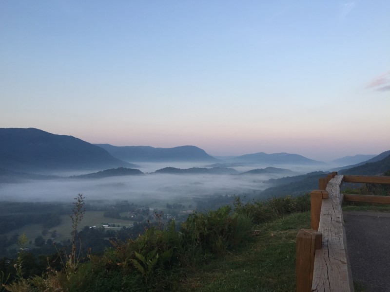 加拿大落基山脈自然風景圖片