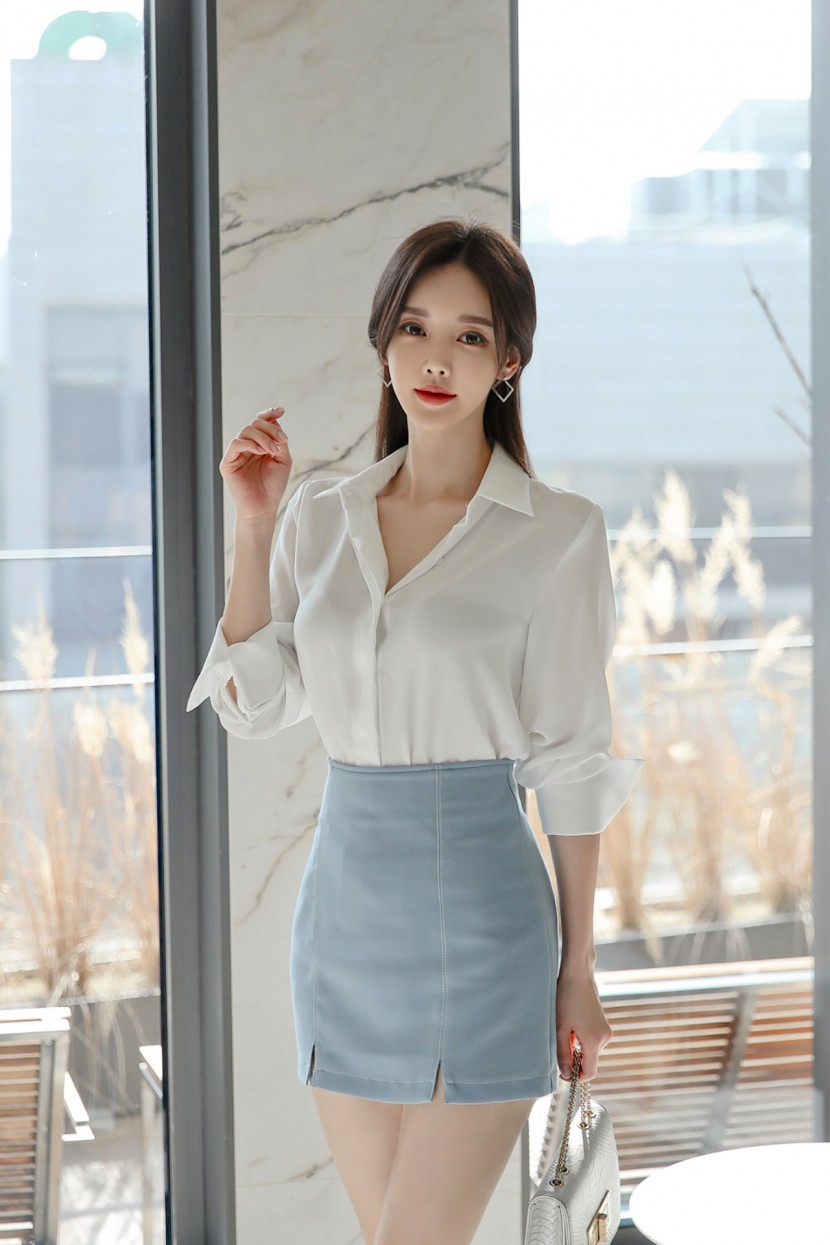韓國美女網紅孫允珠單肩吊帶衫加包臀裙圖片