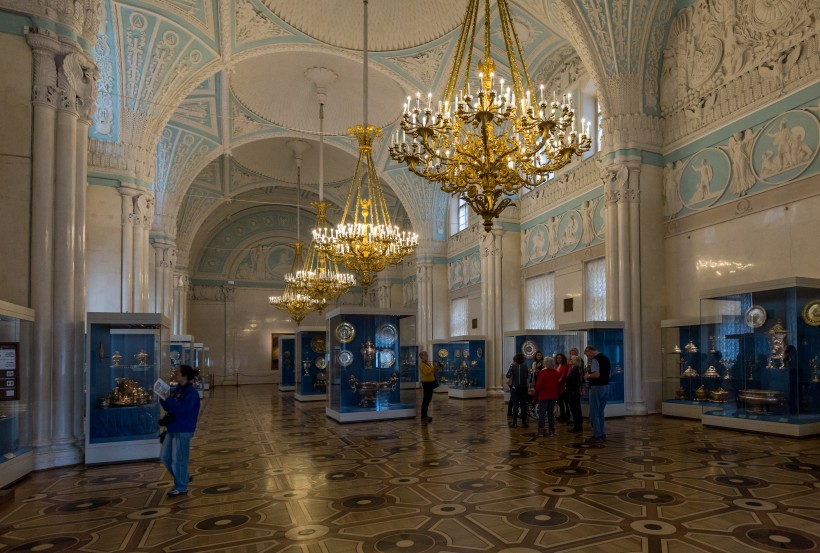 俄羅斯冬宮博物館建築風景圖片