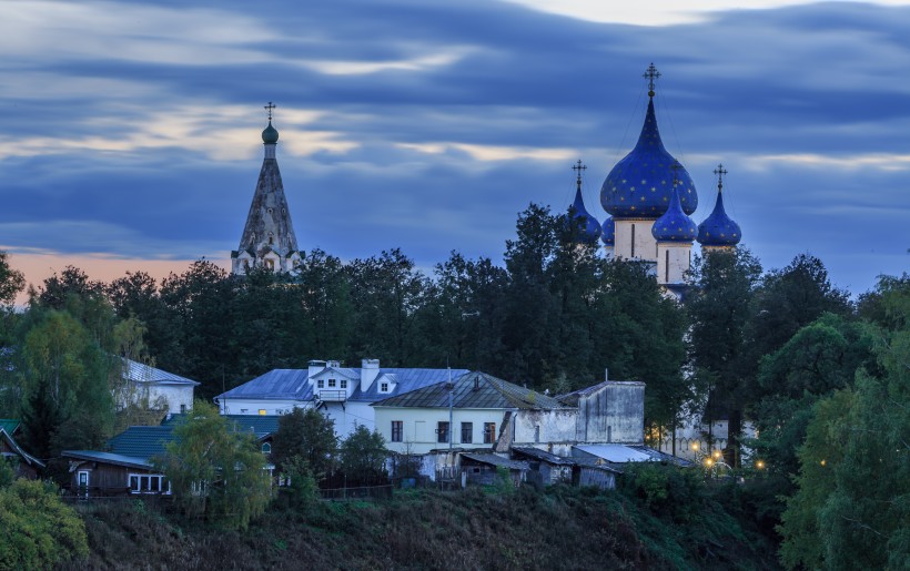 俄羅斯蘇茲達爾小鎮風景圖片