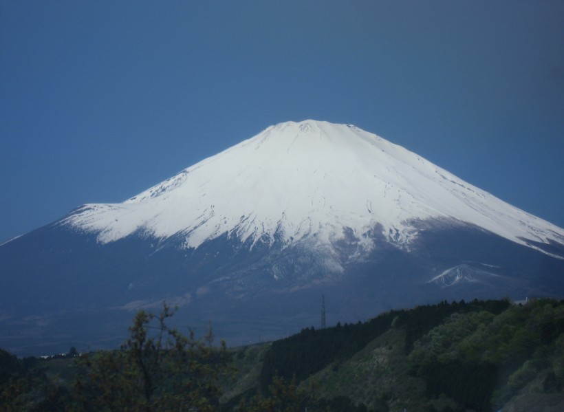 有積雪的富士山圖片