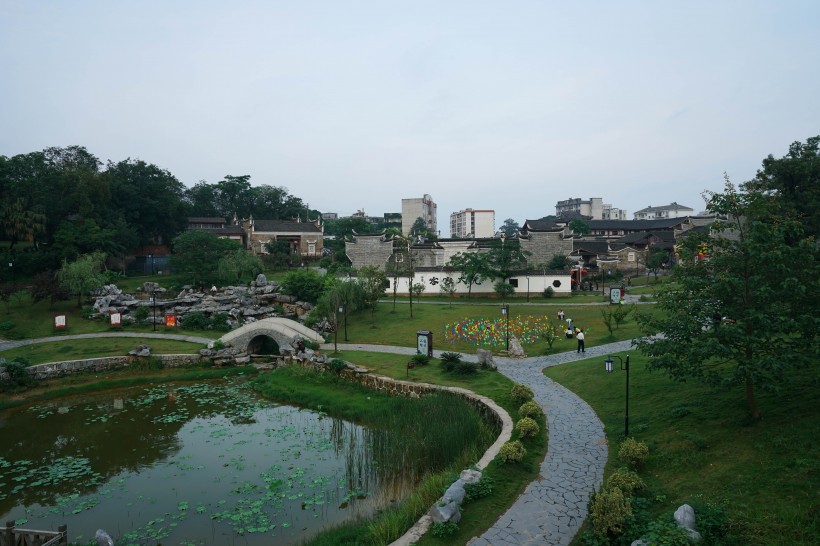 江西贛州通天岩人文風景圖片