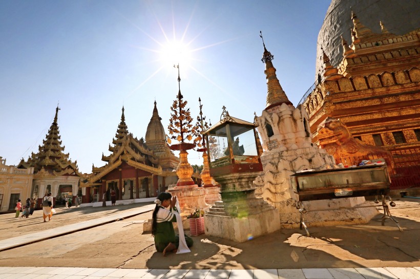 緬甸瑞光大金塔建築風景圖片