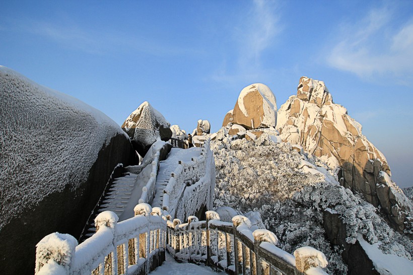 安徽安慶天竺山雪景圖片