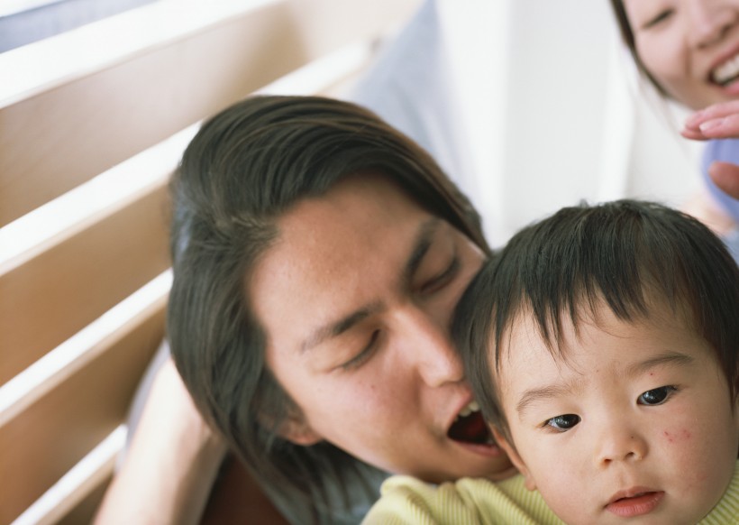 夫婦和孩子圖片