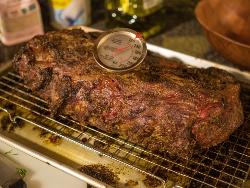 外焦裡嫩的焗烤牛肉圖片