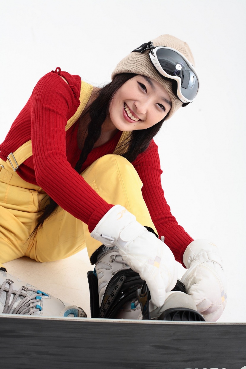 冬季休閑女性滑雪圖片