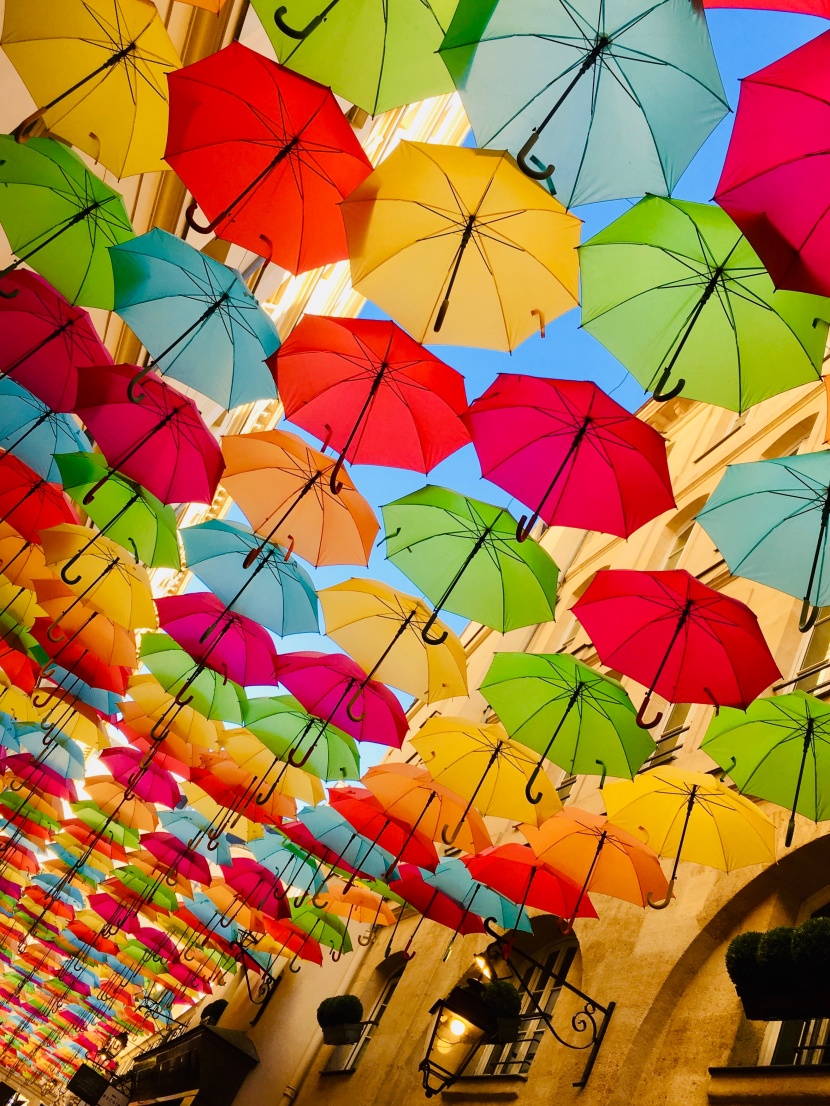 雨傘長廊圖片