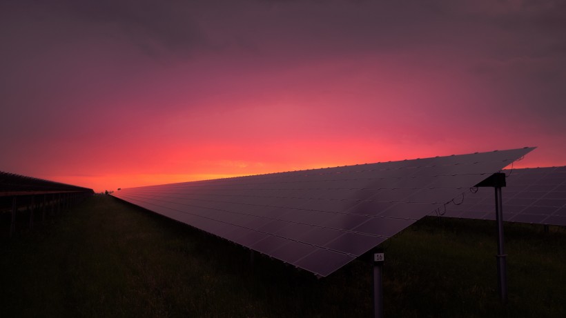 環保太陽能電池闆圖片