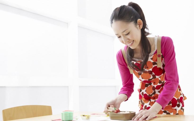 居家女孩圖片