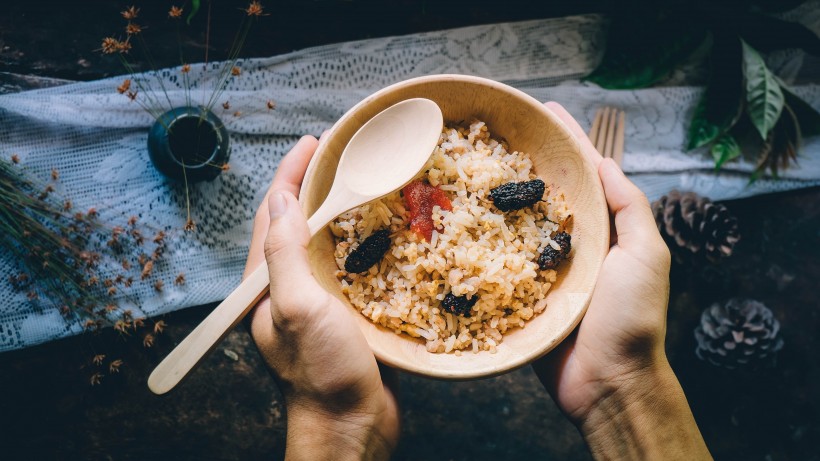 低熱量的營養燕麥片圖片