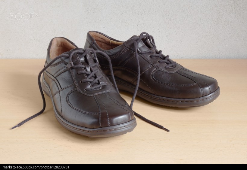 stock-photo-dark-brown-mens-shoes-128233731