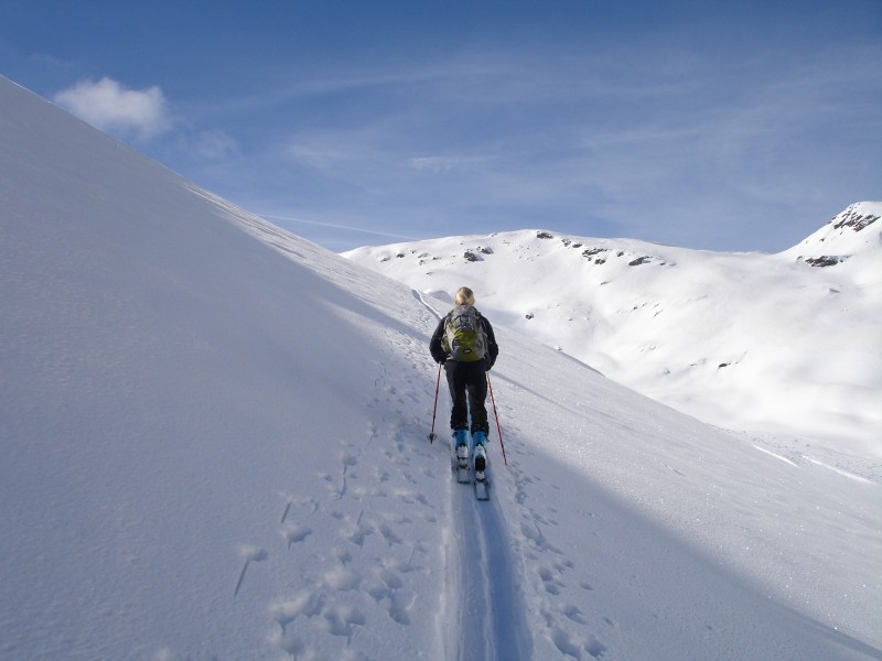 戶外滑雪運動圖片