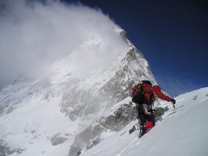 雪山攀登圖片