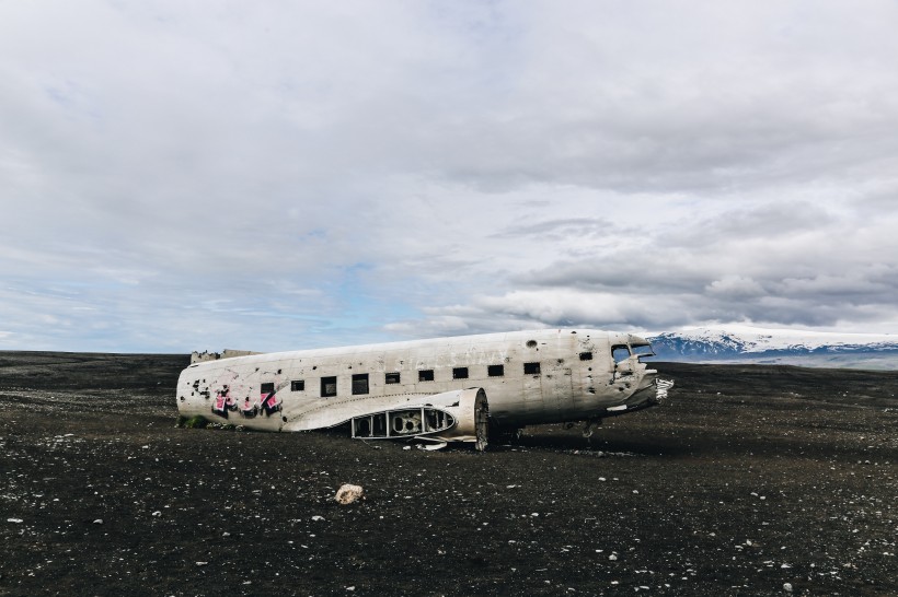 飛機殘骸圖片