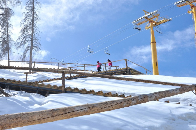 高山滑雪場圖片