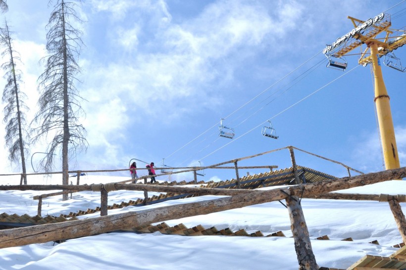 高山滑雪場圖片