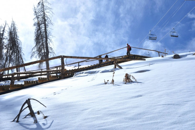 高山滑雪場圖片