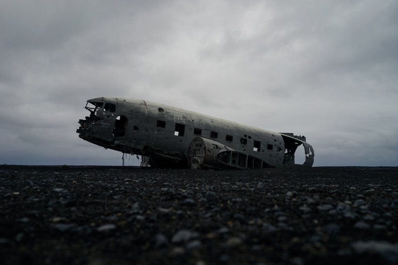 飛機殘骸圖片