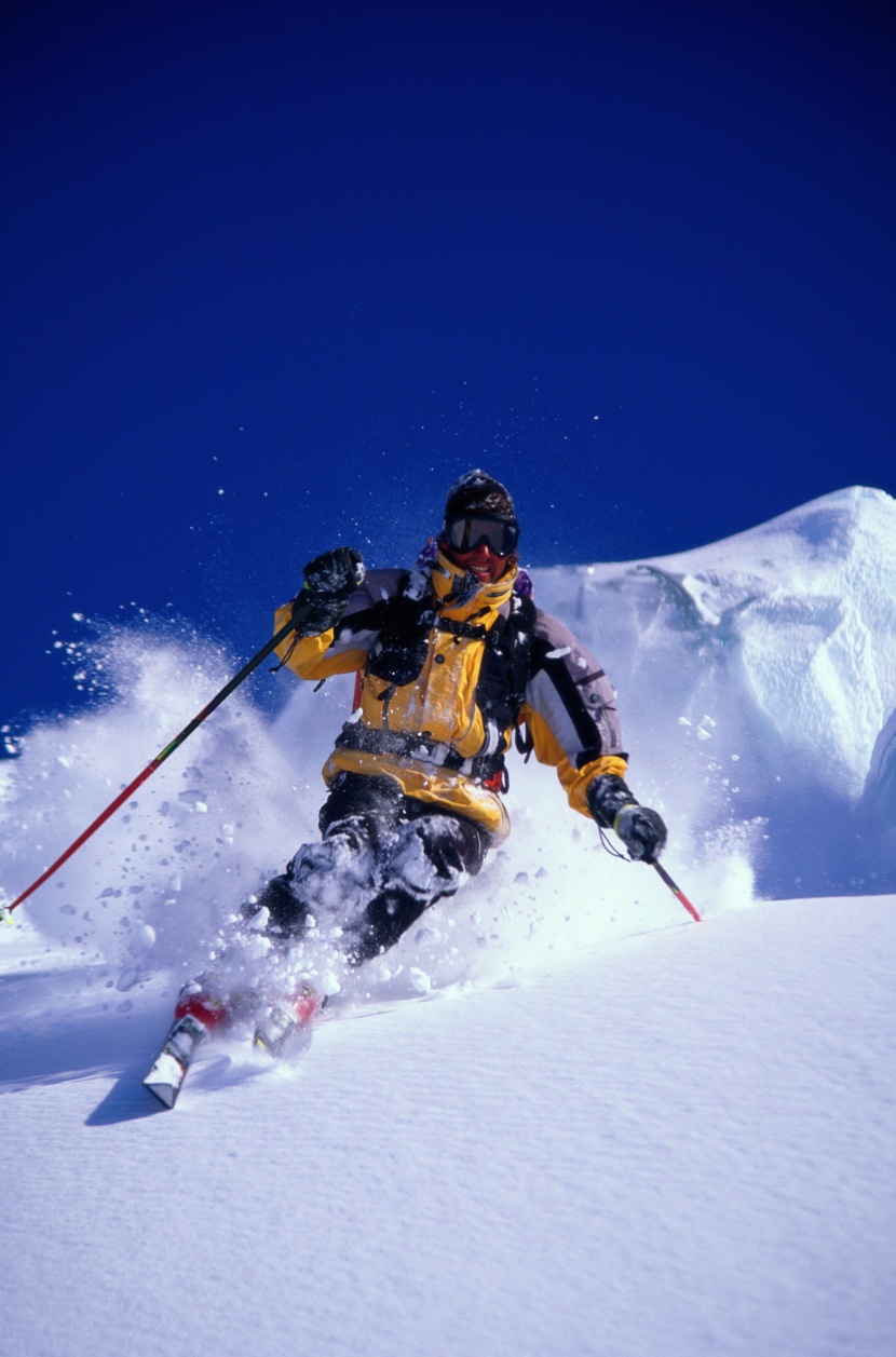 高清滑雪運動圖片