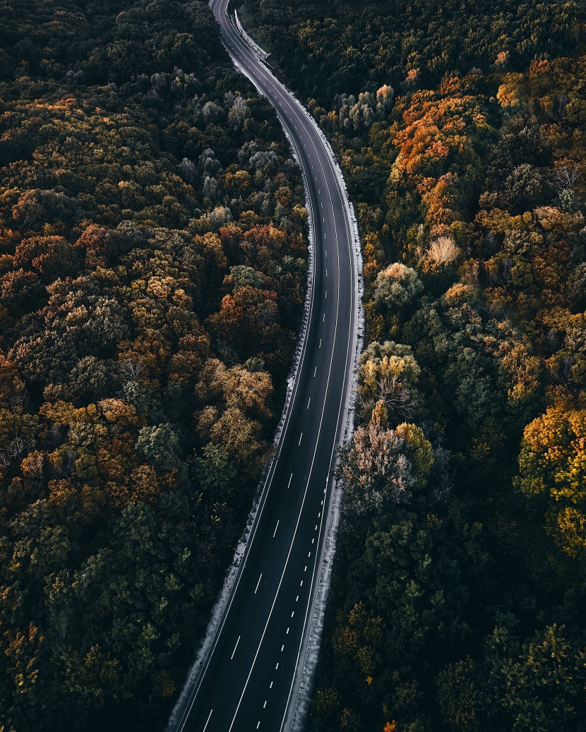 平坦的公路圖片