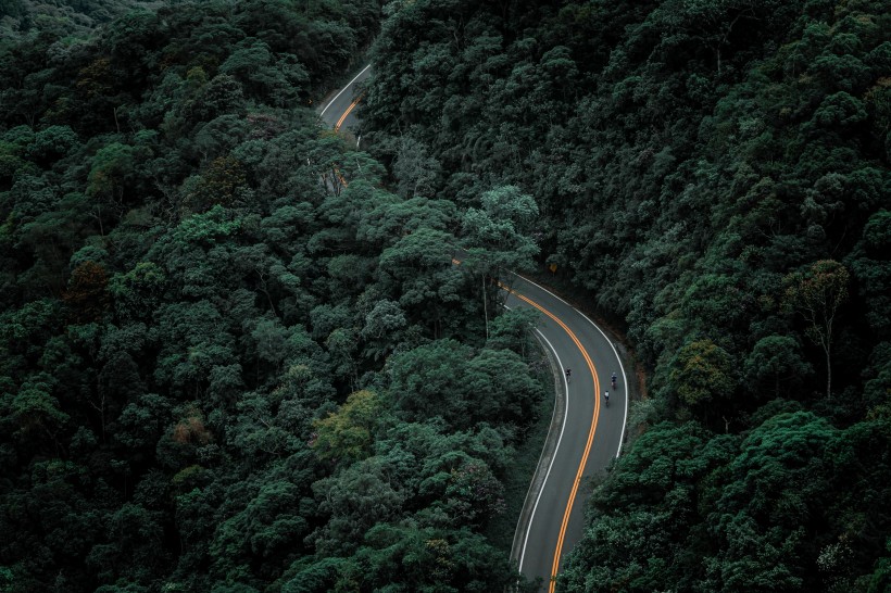 平坦的公路圖片