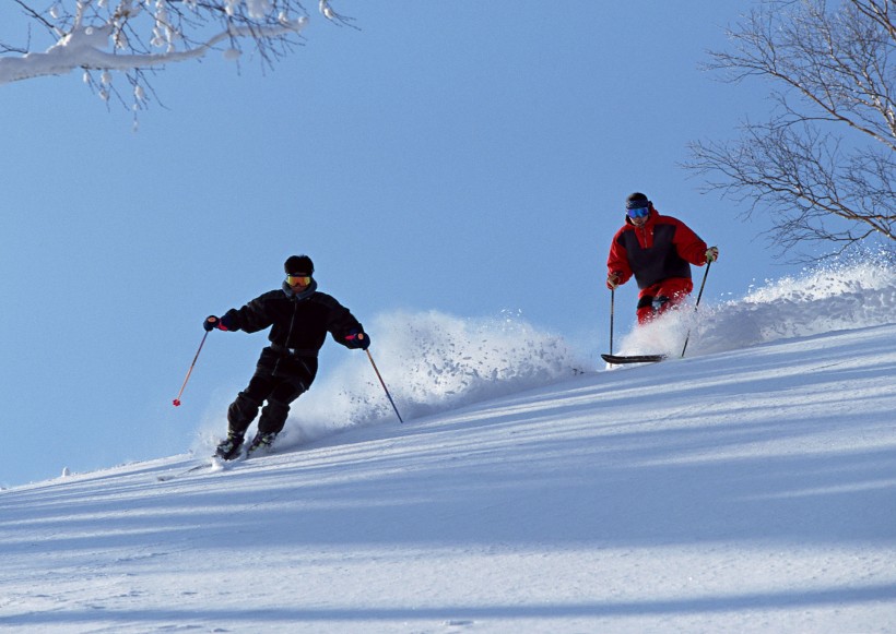 滑雪運動圖片