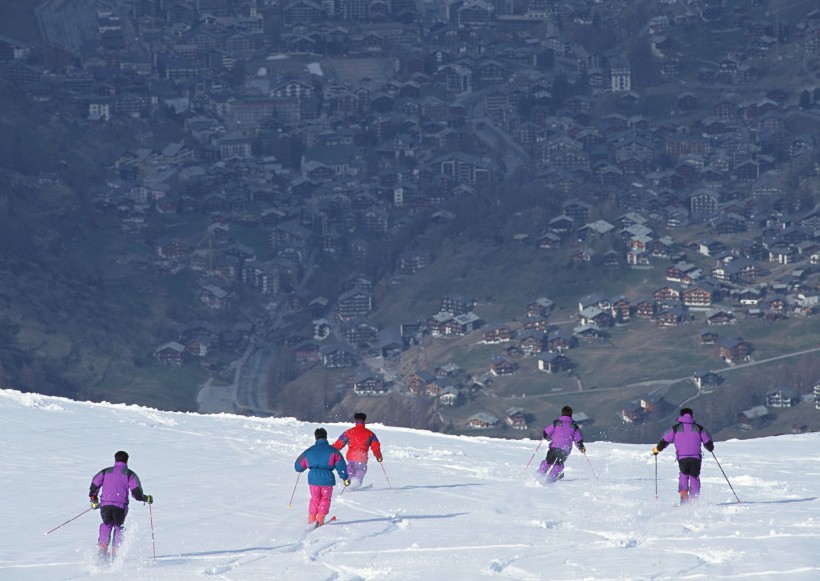 滑雪運動圖片