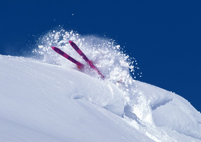 滑雪運動圖片