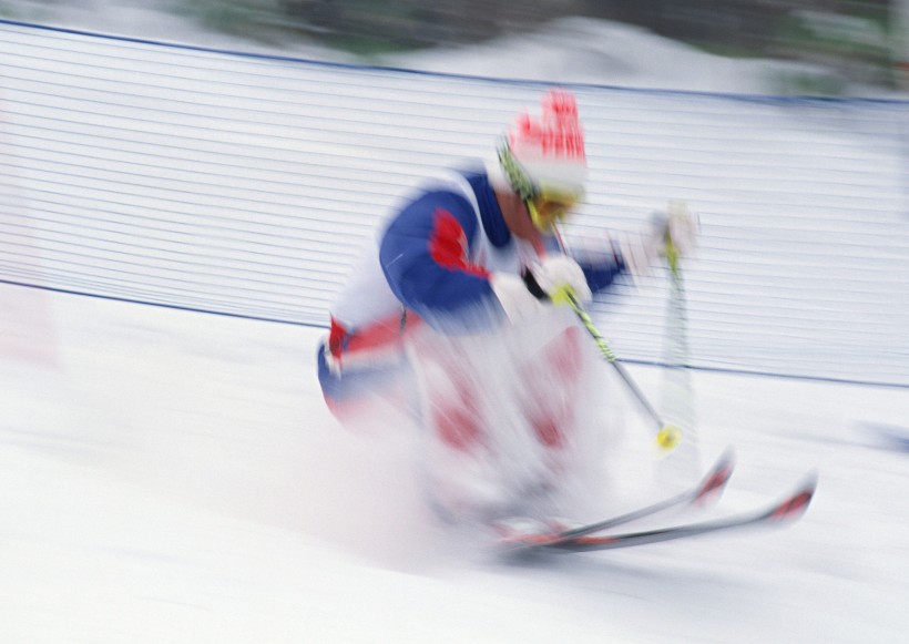 滑雪運動圖片