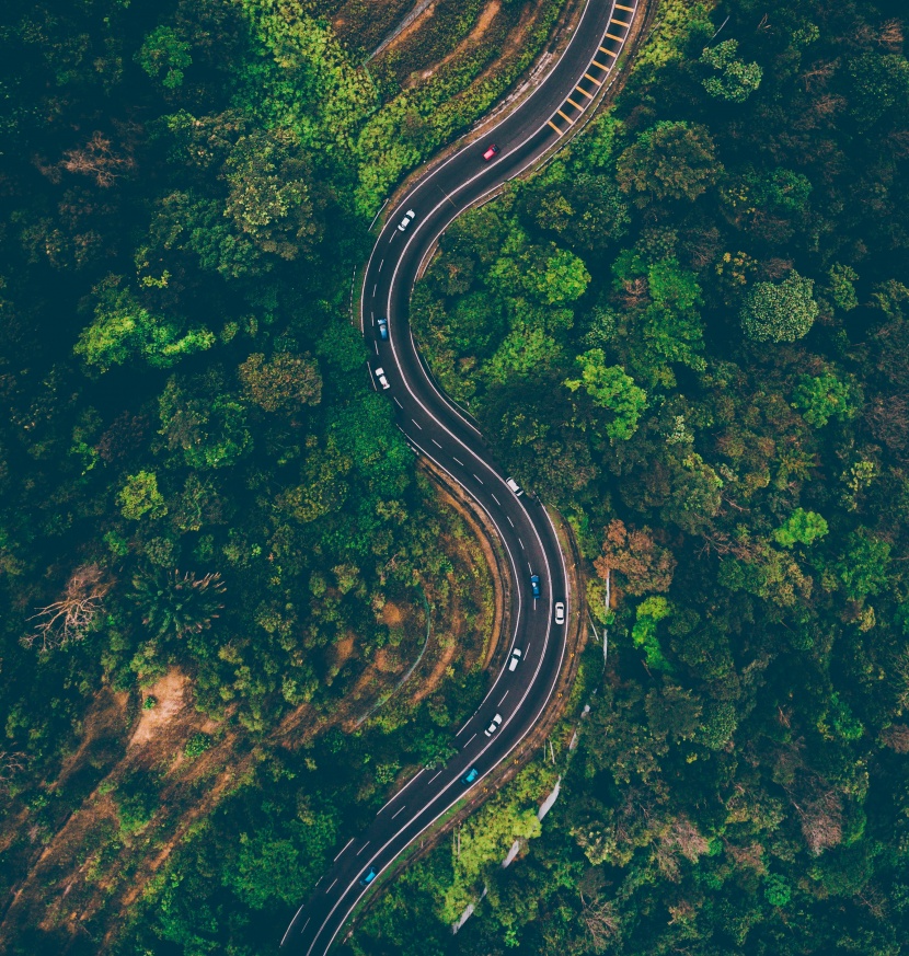 一望無際的公路圖片