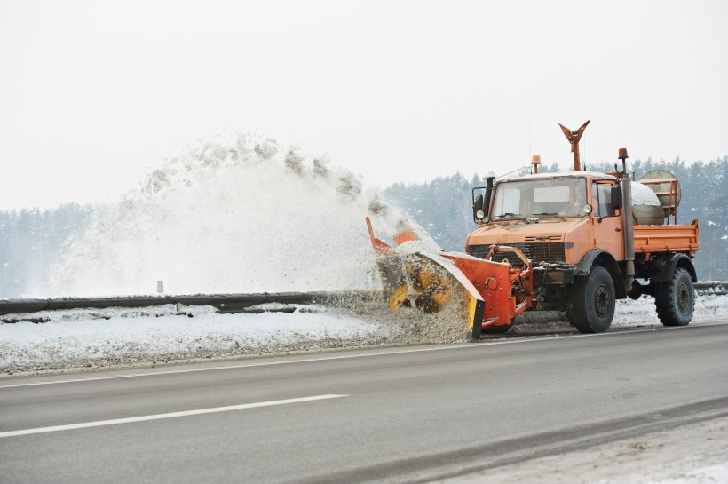 大大的鏟雪車圖片