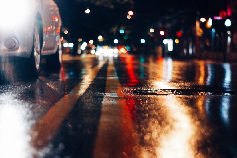 雨中的城市圖片