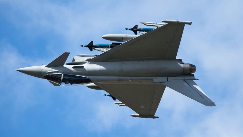 EF-2000台風戰鬥機圖片