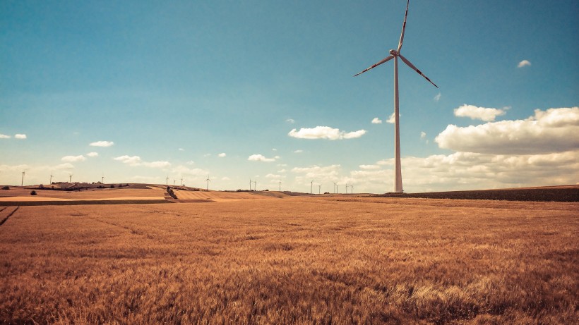 能量強大的風力發電機圖片