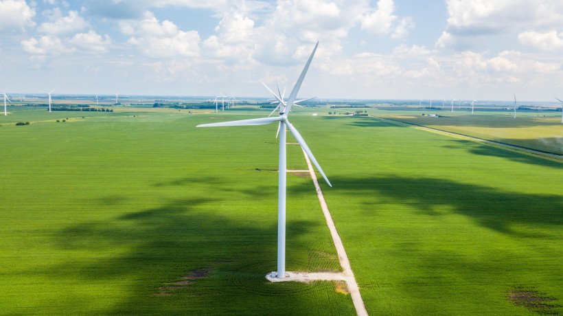 能量強大的風力發電機圖片