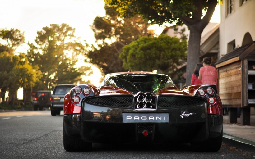 帕加尼Pagani Automobili S.p.A.圖片